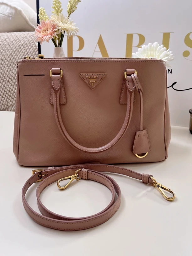 95新 Prada/普拉达 95新普拉达杀手粉色杀手手提斜挎包20080895