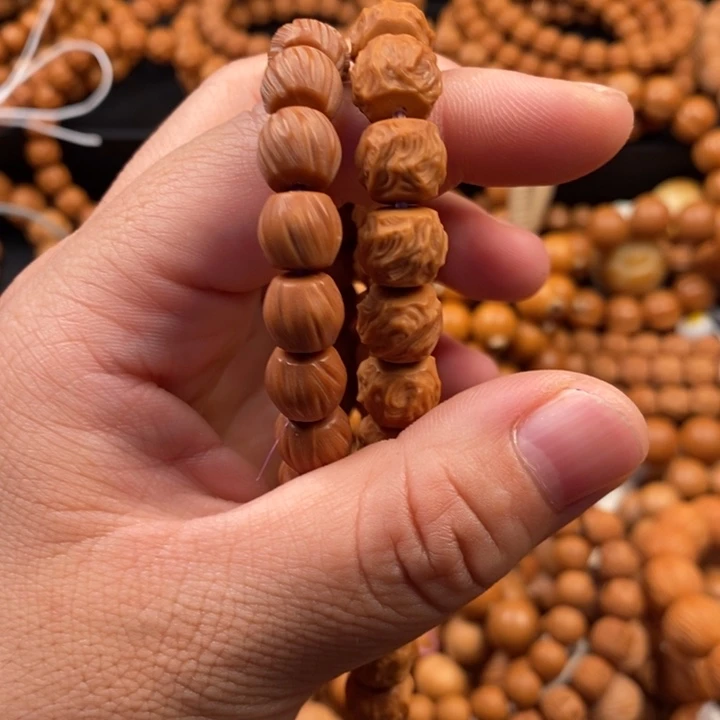 小***哥瑕疵漏眼款云锦，龙蛇（无售后）