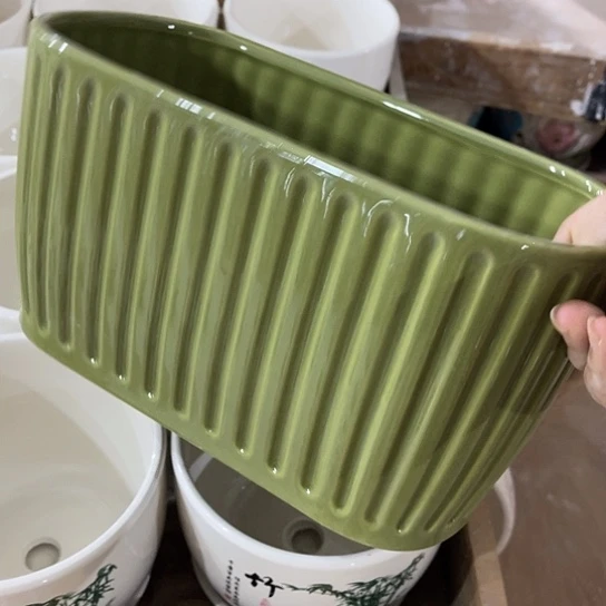 多肉绿植陶瓷花盆9.9包邮，有孔