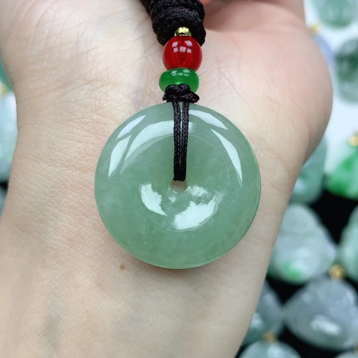 翡翠颈饰未镶嵌天然翡翠a货