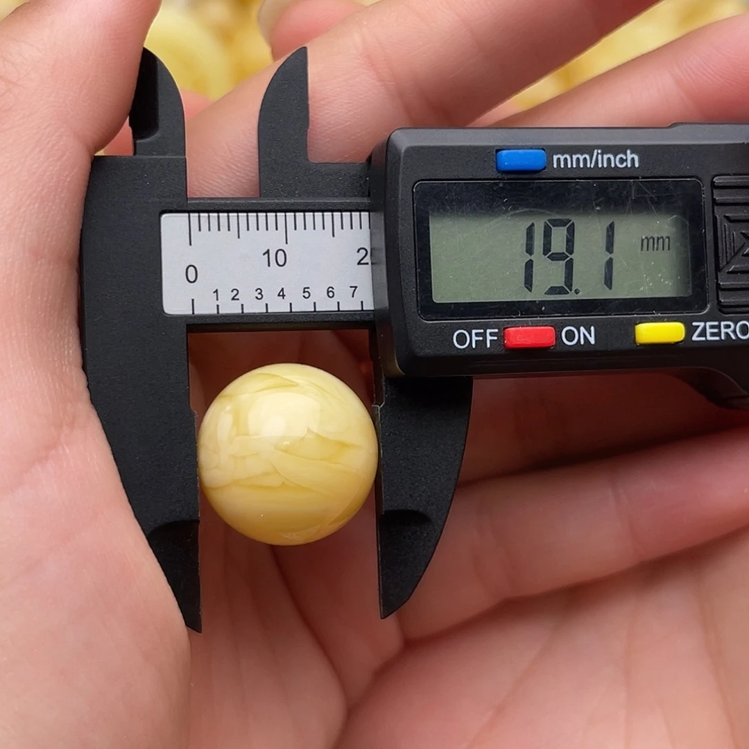 琥珀未镶嵌裸石蜜蜡圆珠梦