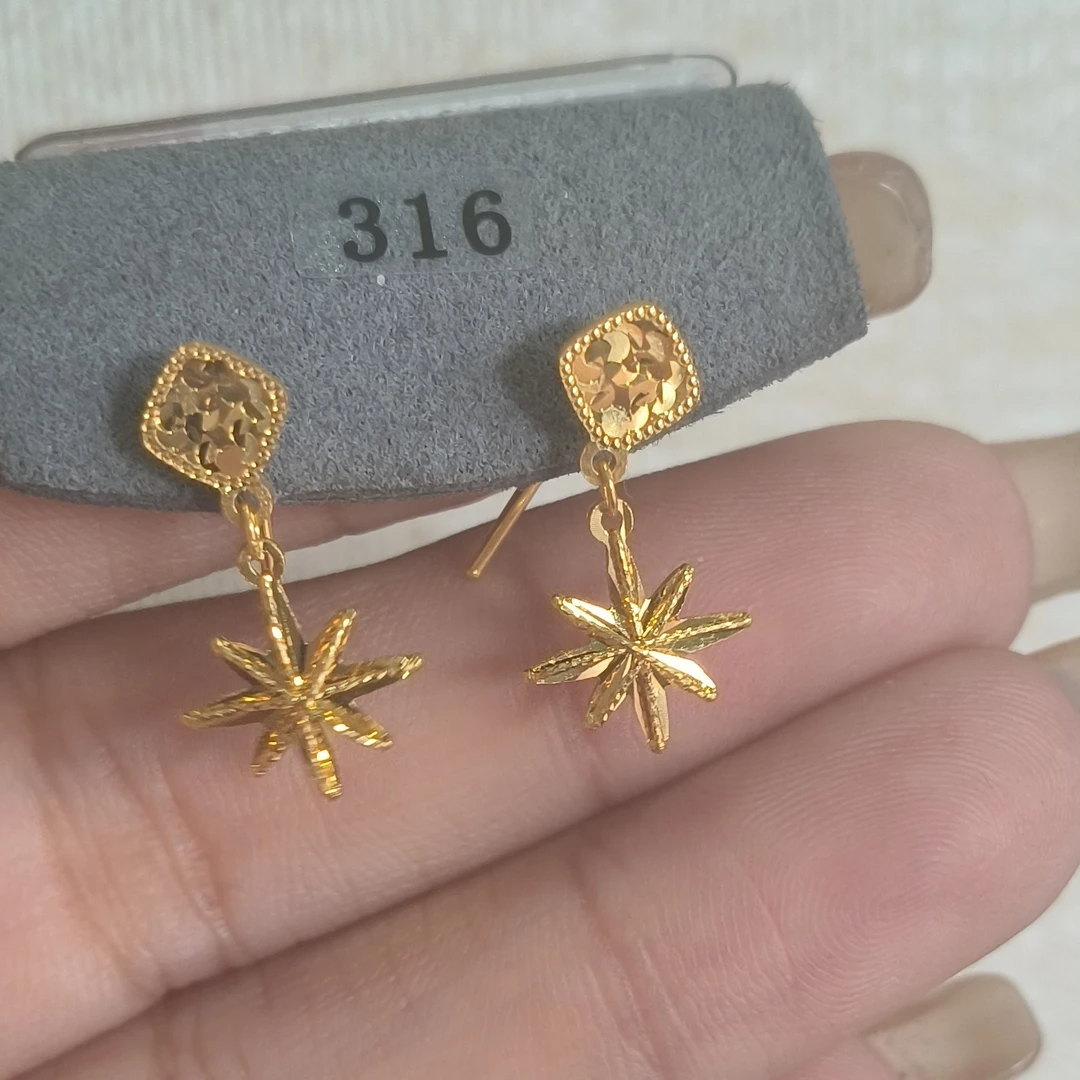 足金999芒星耳钩2.17