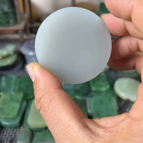 和田玉珠宝半成品未镶嵌旅*