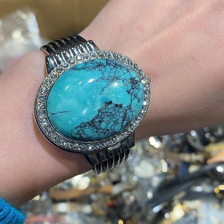 昭***芳中古香水项链手链耳饰耳钉锆石（处理）