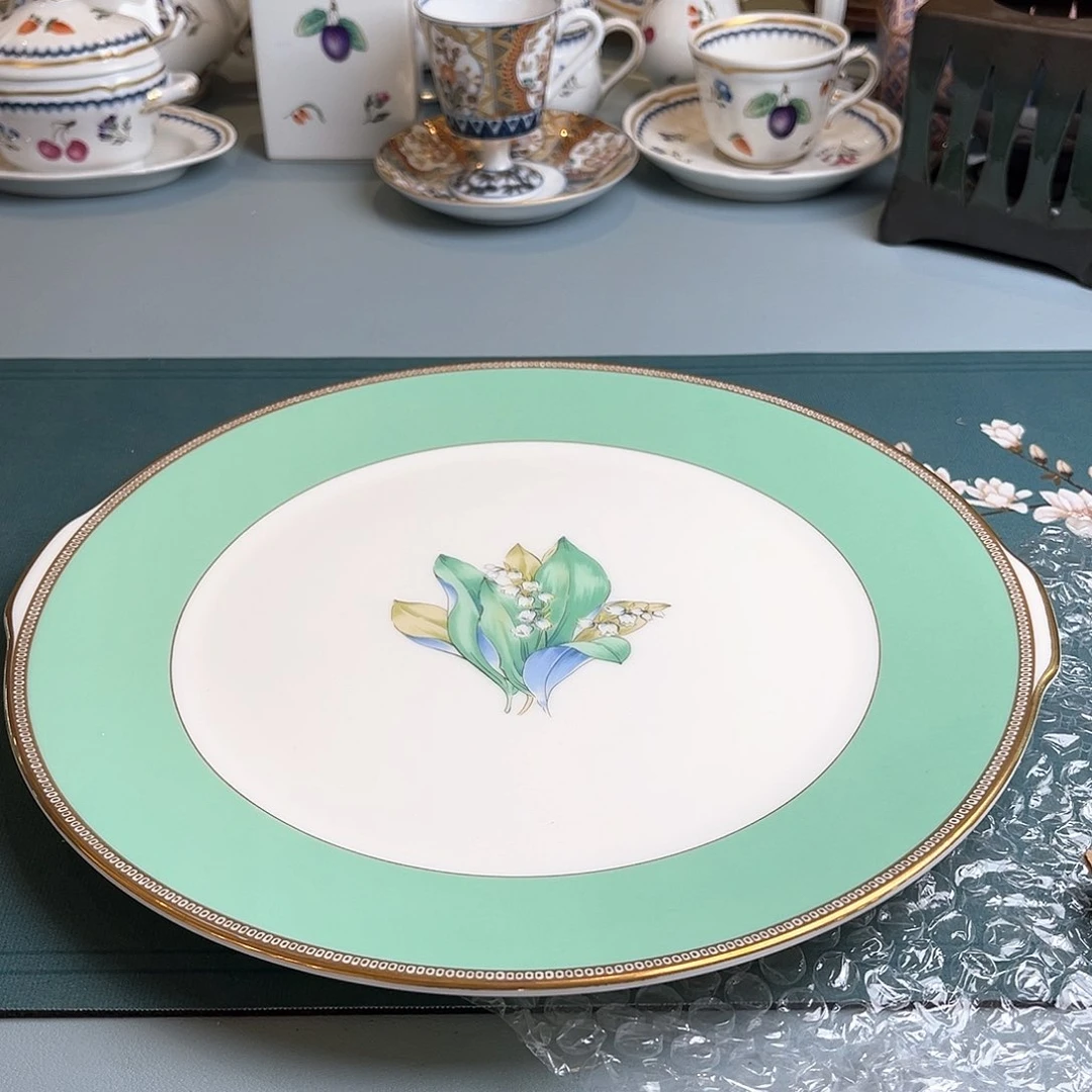 盖碗在家门口看到有条不太