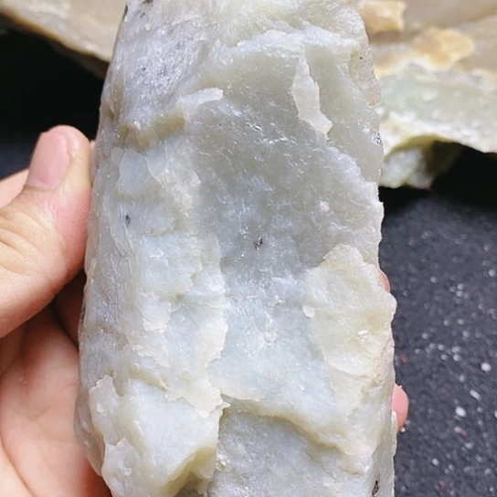 和田玉（糖玉）未镶嵌珠宝半成品