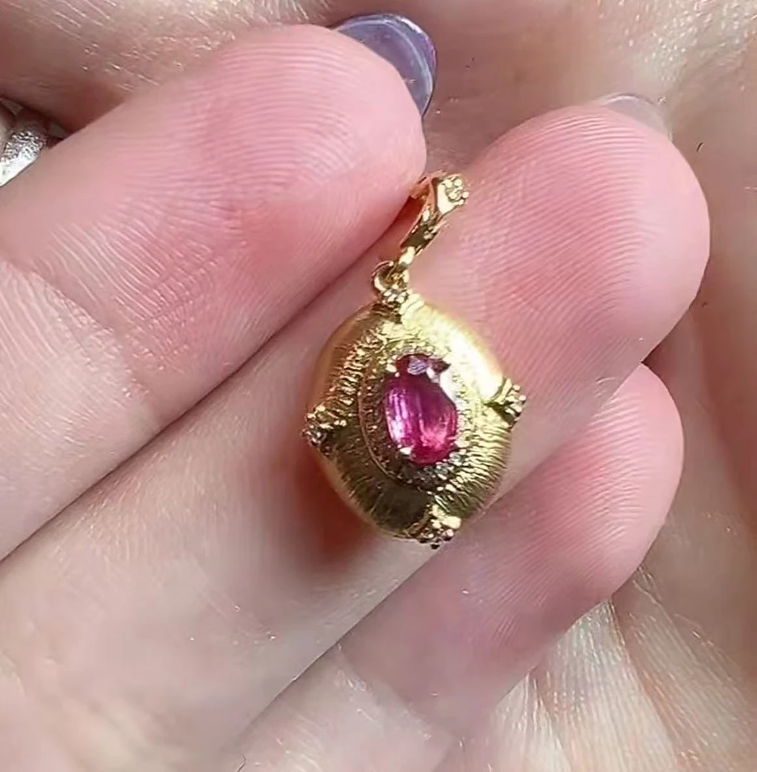 【北野珠宝】B287H-129-18k金天然无烧红宝石吊坠