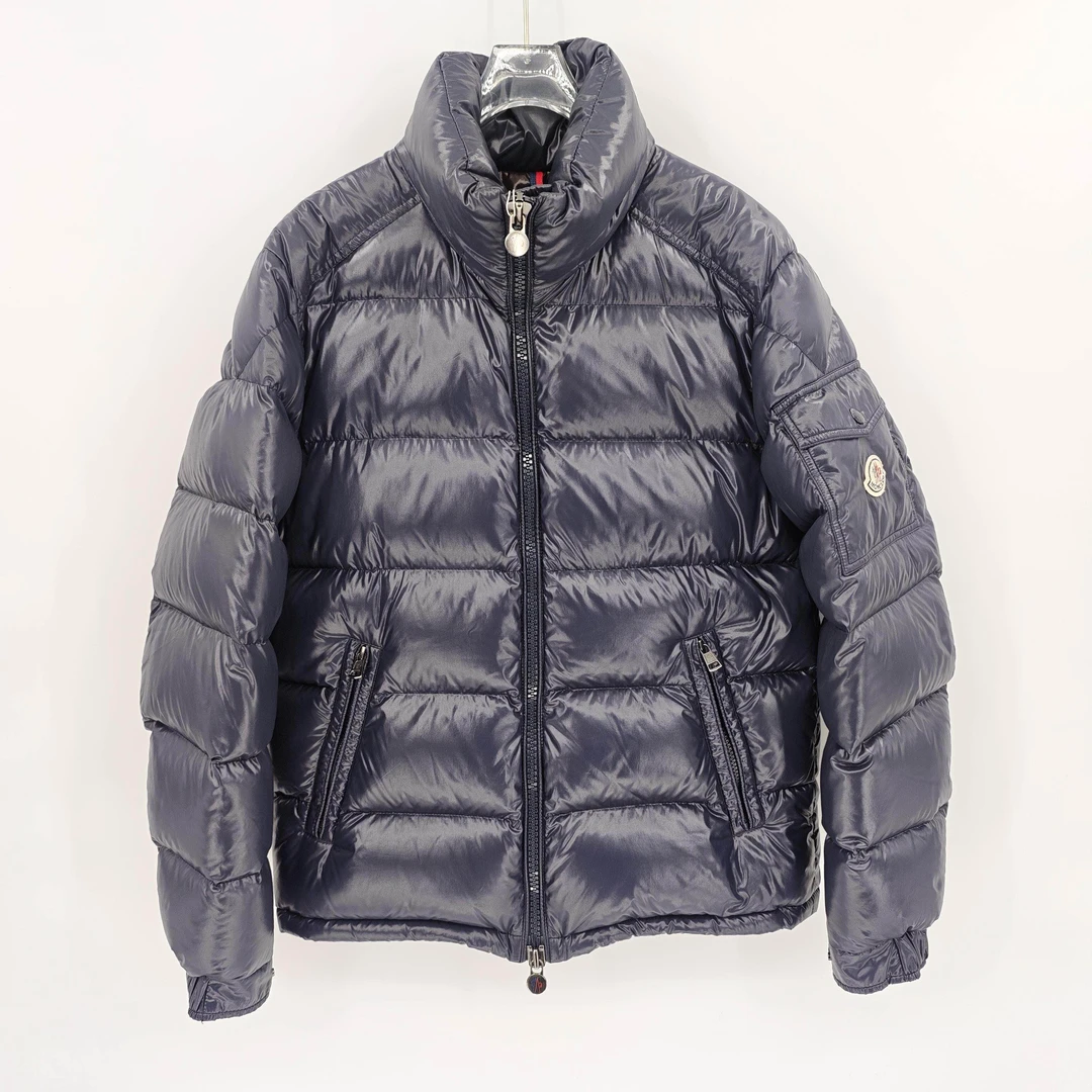 99新 MONCLER 蒙口  藏青色爆款maya羽绒服/无帽子/1码/Sw24507