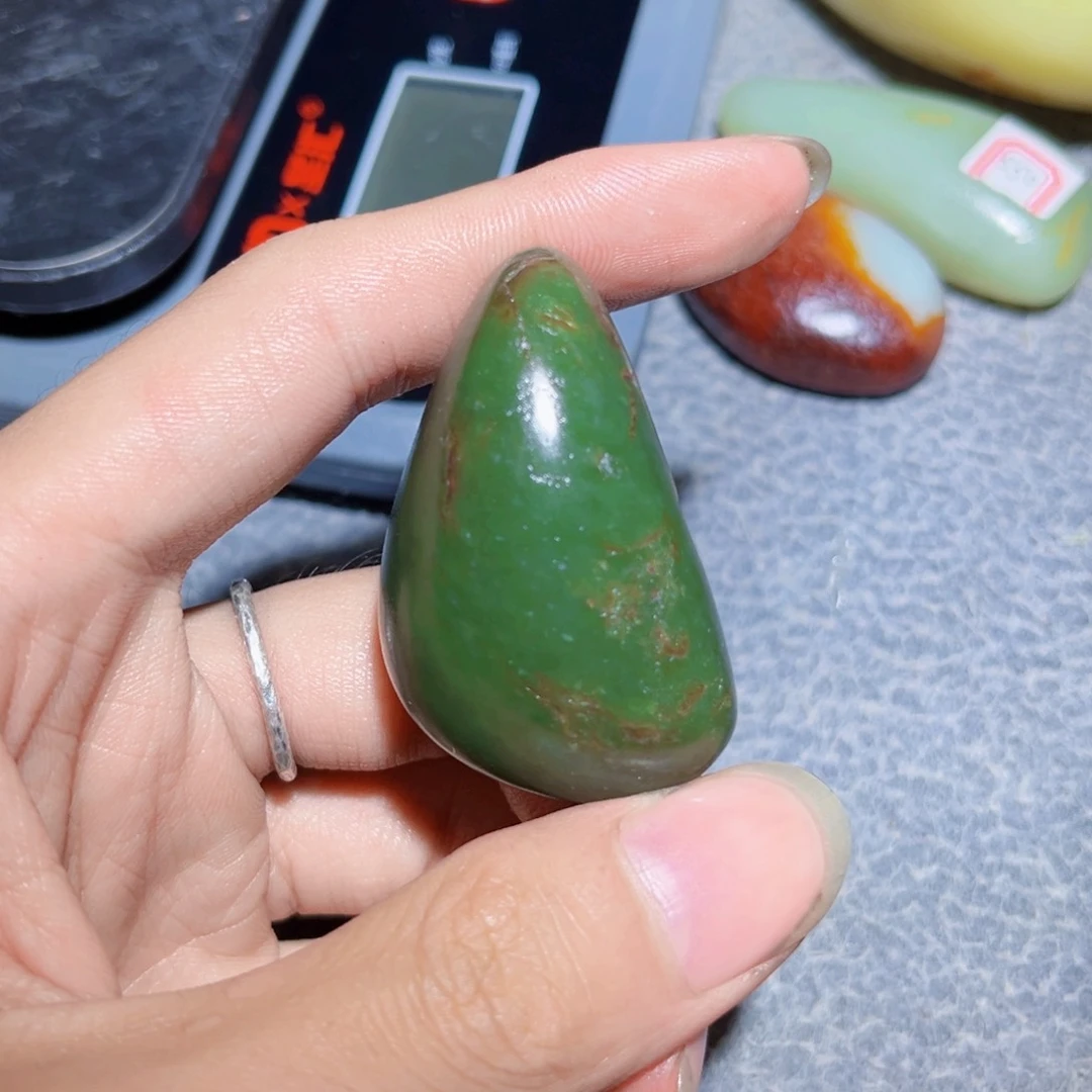 和田玉未镶嵌珠宝奇石小*