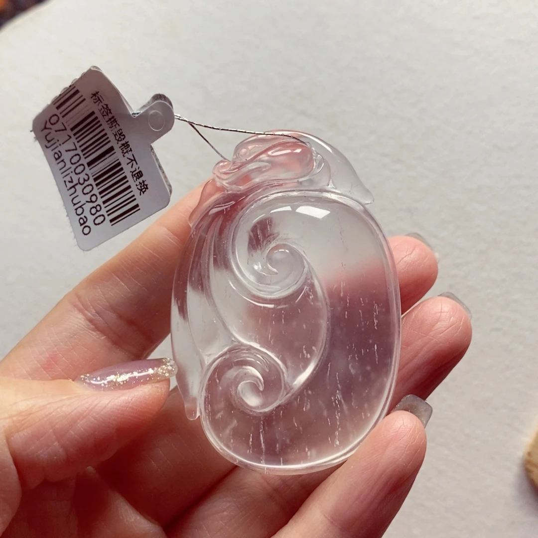 石英质玉未镶嵌颈饰