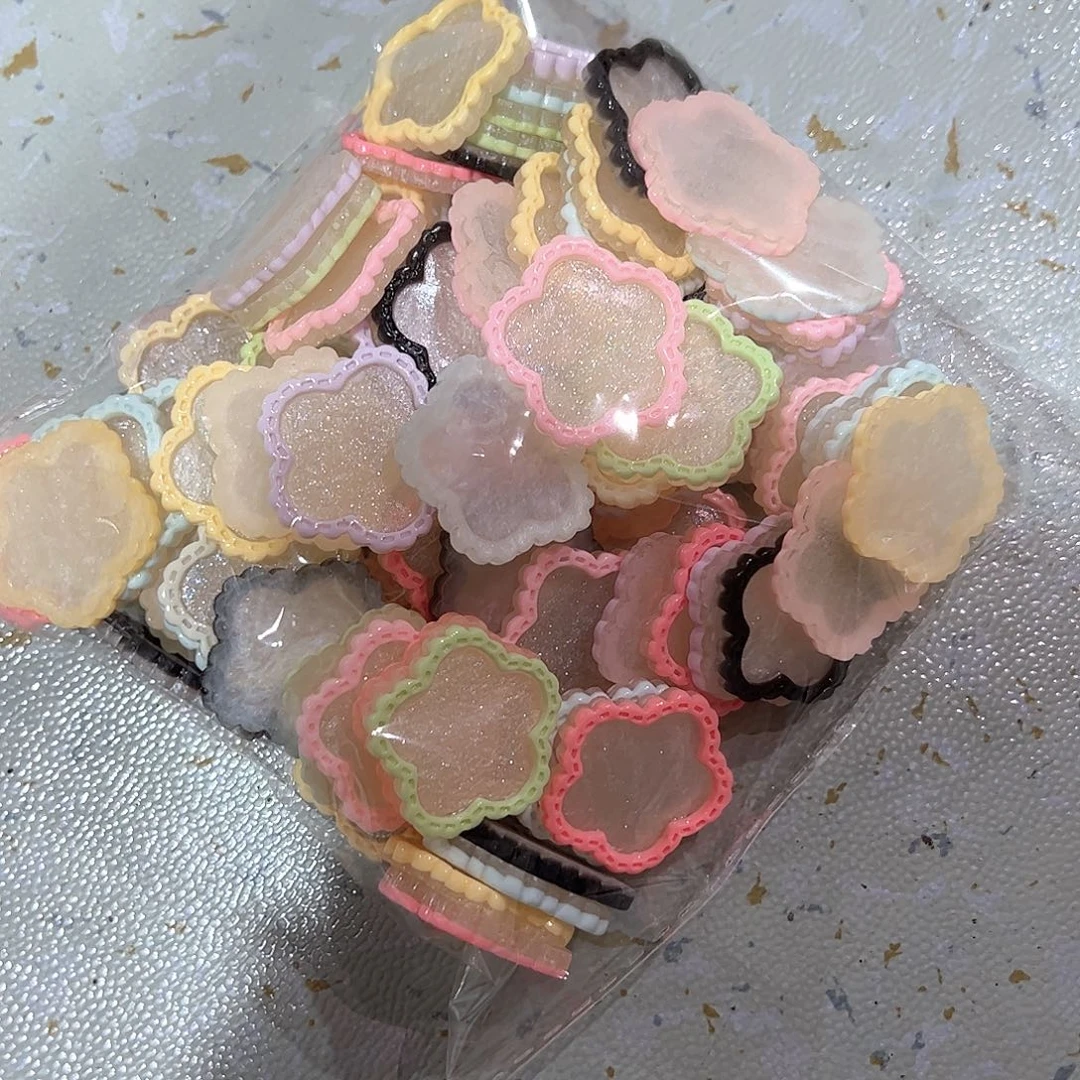3.0细闪花朵盘子100个装清货