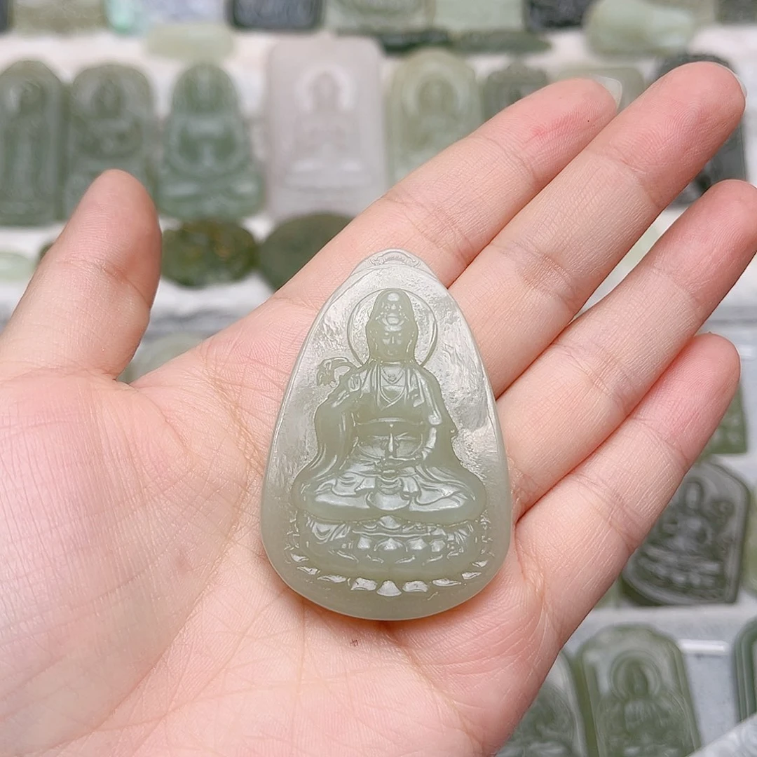 和田玉未镶嵌颈饰镪*