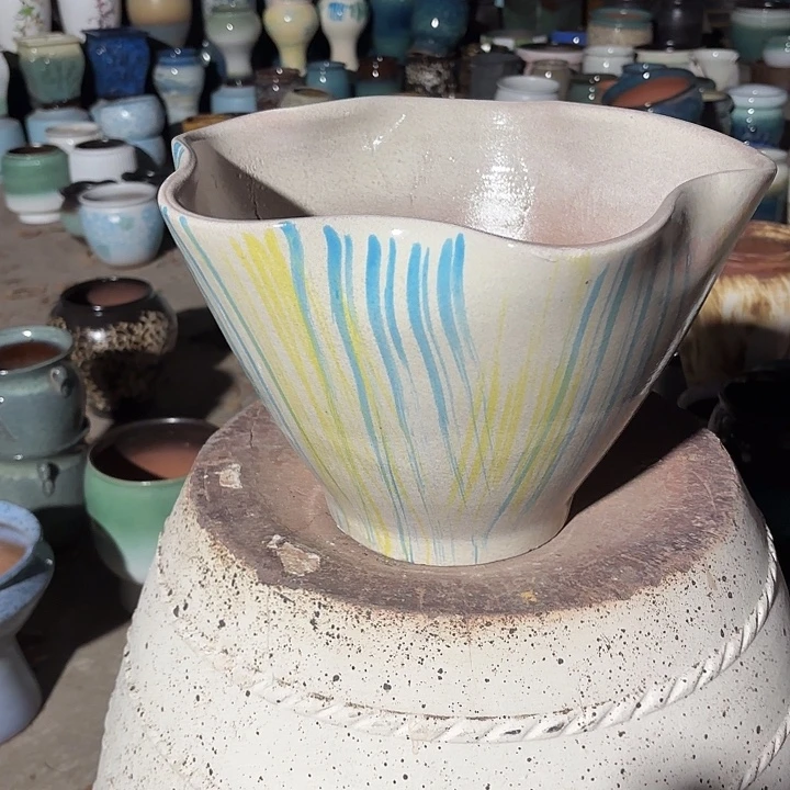 高度25厘米口径35厘米瑕疵