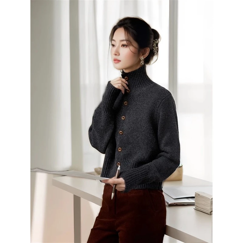 高级感棕色立领毛衣开衫女秋冬新款气质高领针织外套短款外搭上衣