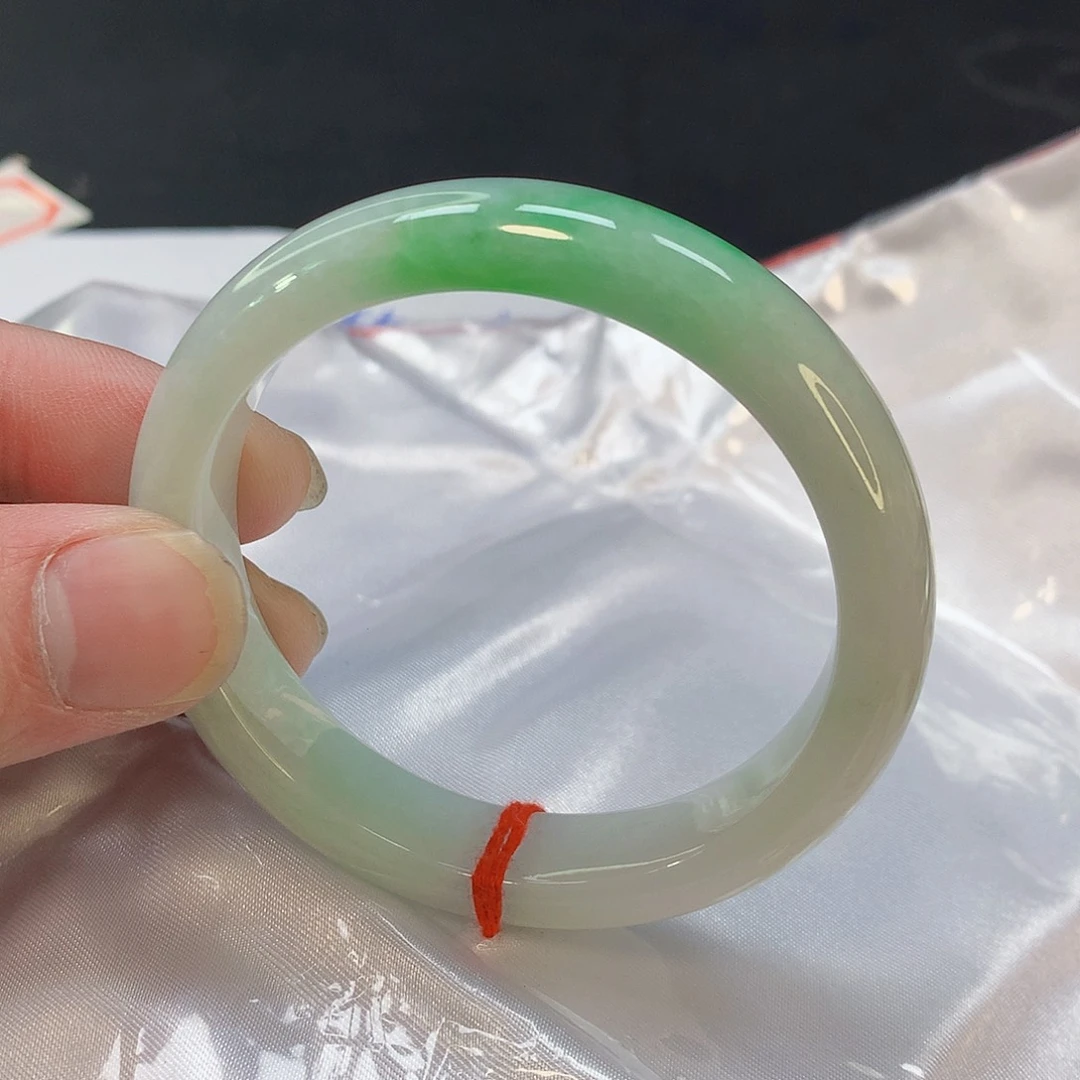 翡翠手镯未镶嵌130缅甸天然翡翠A货