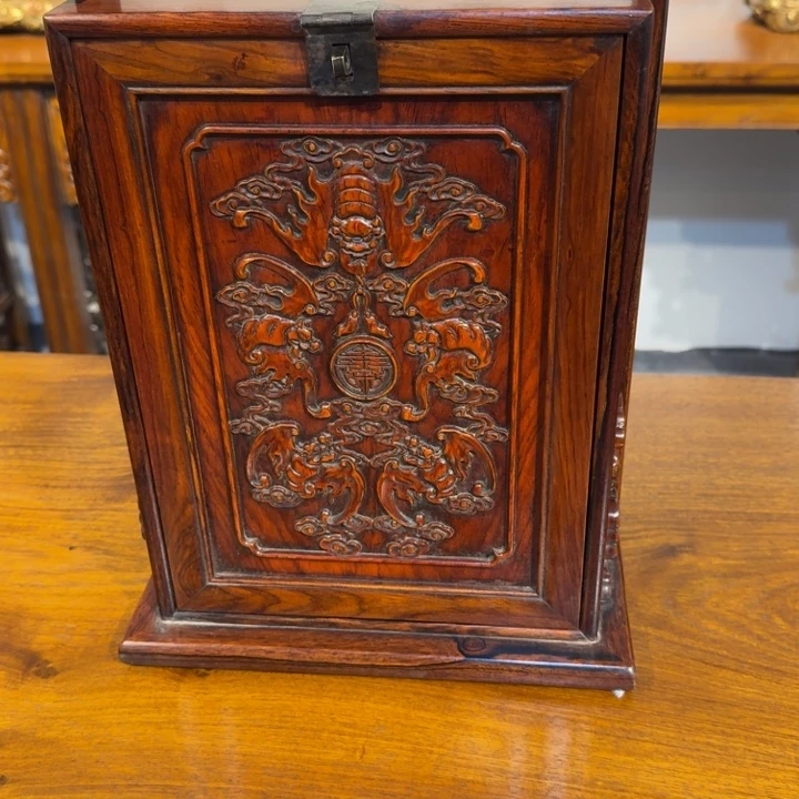 金***5工艺品的销售收入达到