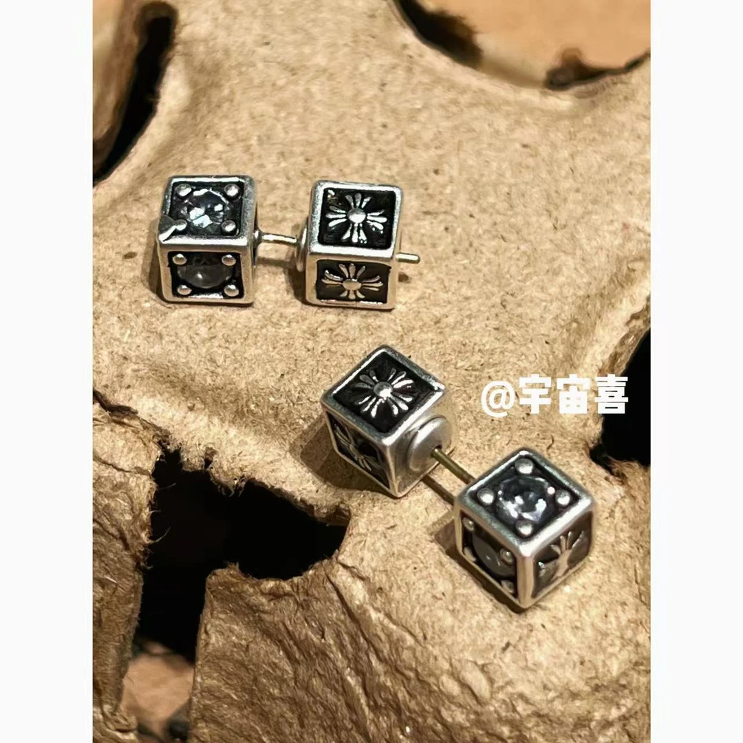 铜合金锆石耳饰  B4-079【古银色米子花灰锆方块前后迷你耳钉】