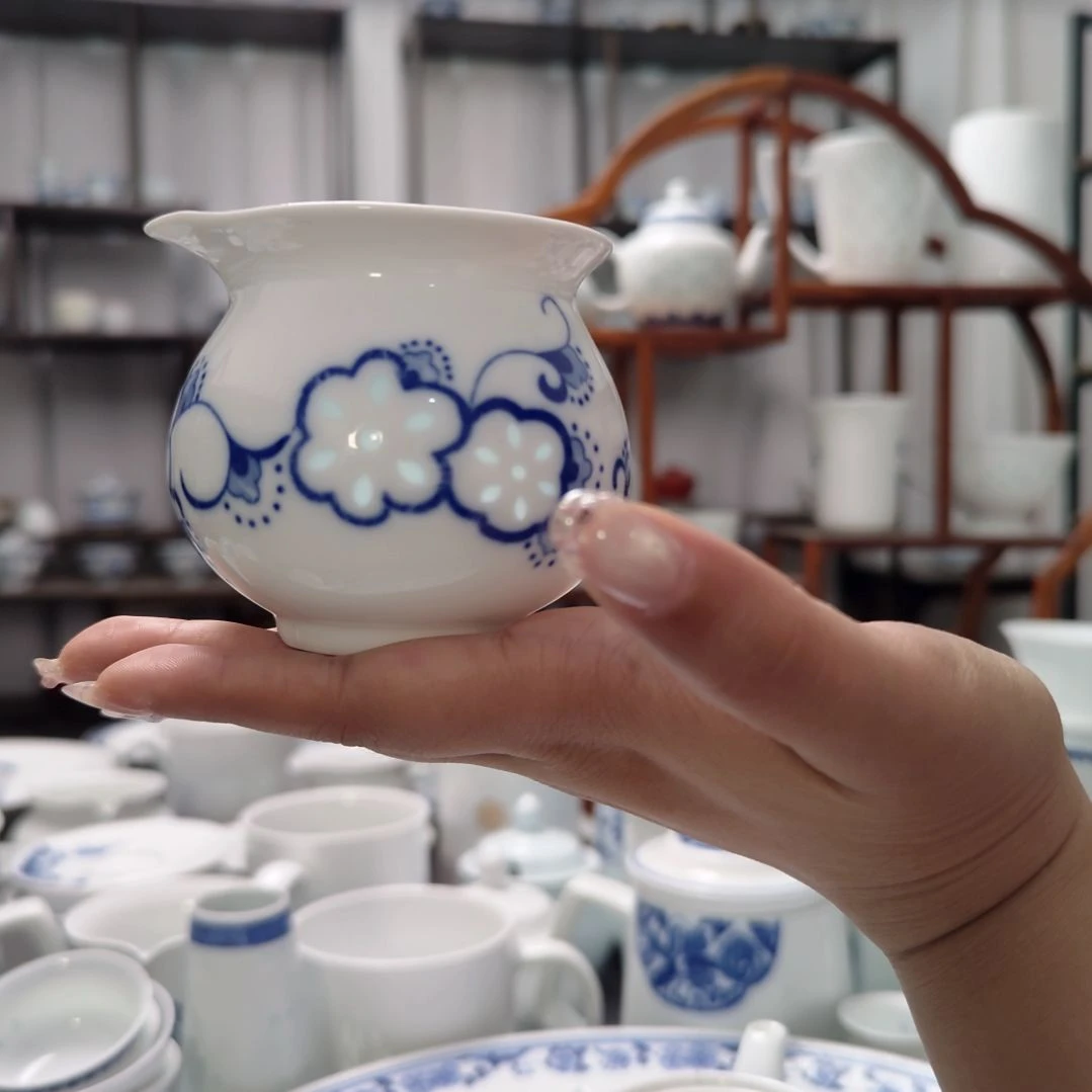 瓷团花公道杯一个景德镇