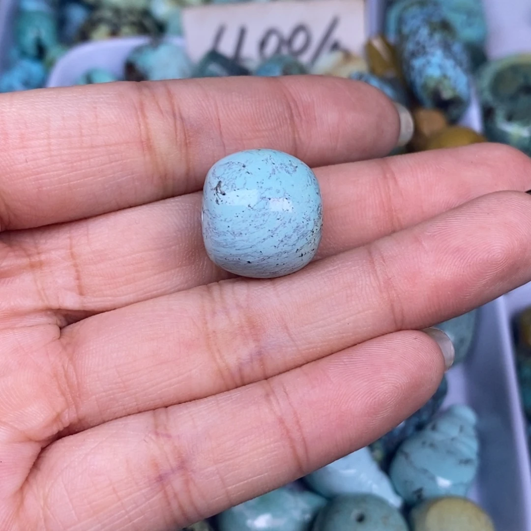 绿松石未镶嵌挂件