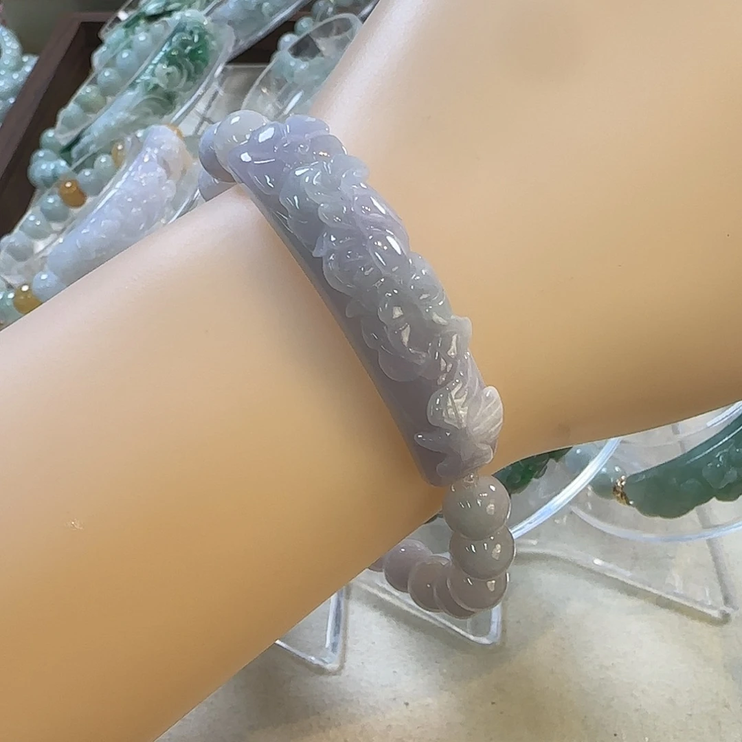 颈饰未镶嵌翡翠手牌