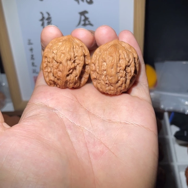 核桃文玩核桃野狼