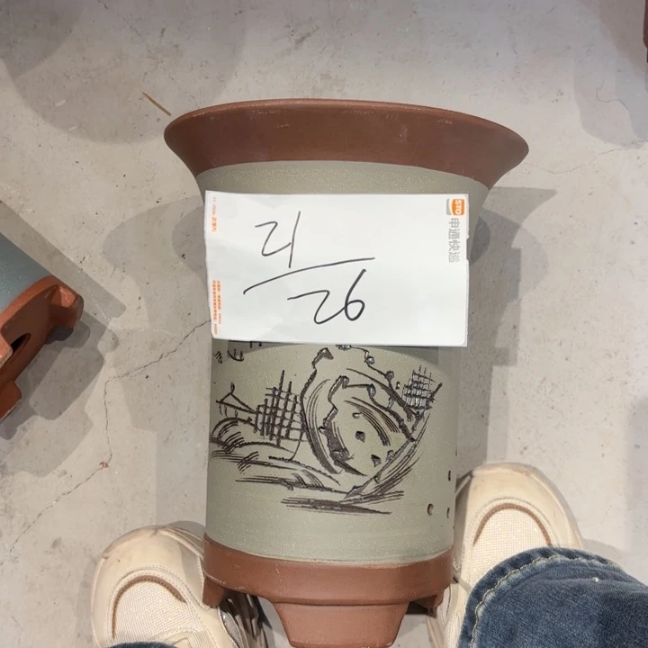 花盆紫砂紫砂的颜色