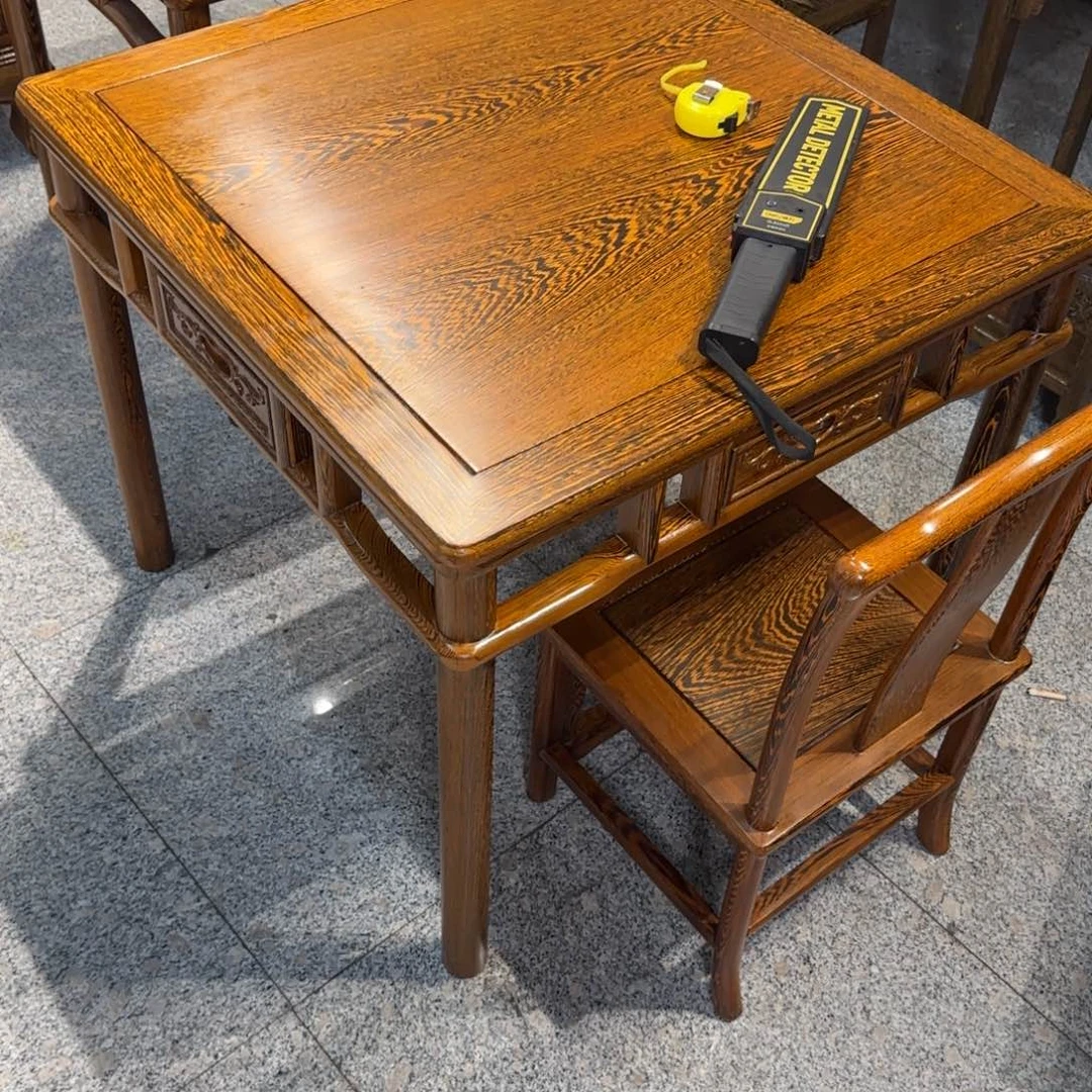 杨***东鸡翅木类成套家具78✖️78高68一桌四椅