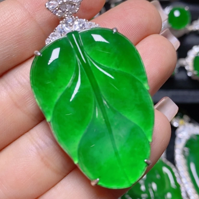 【闪购商品】翡翠挂件银S925镶嵌叶子