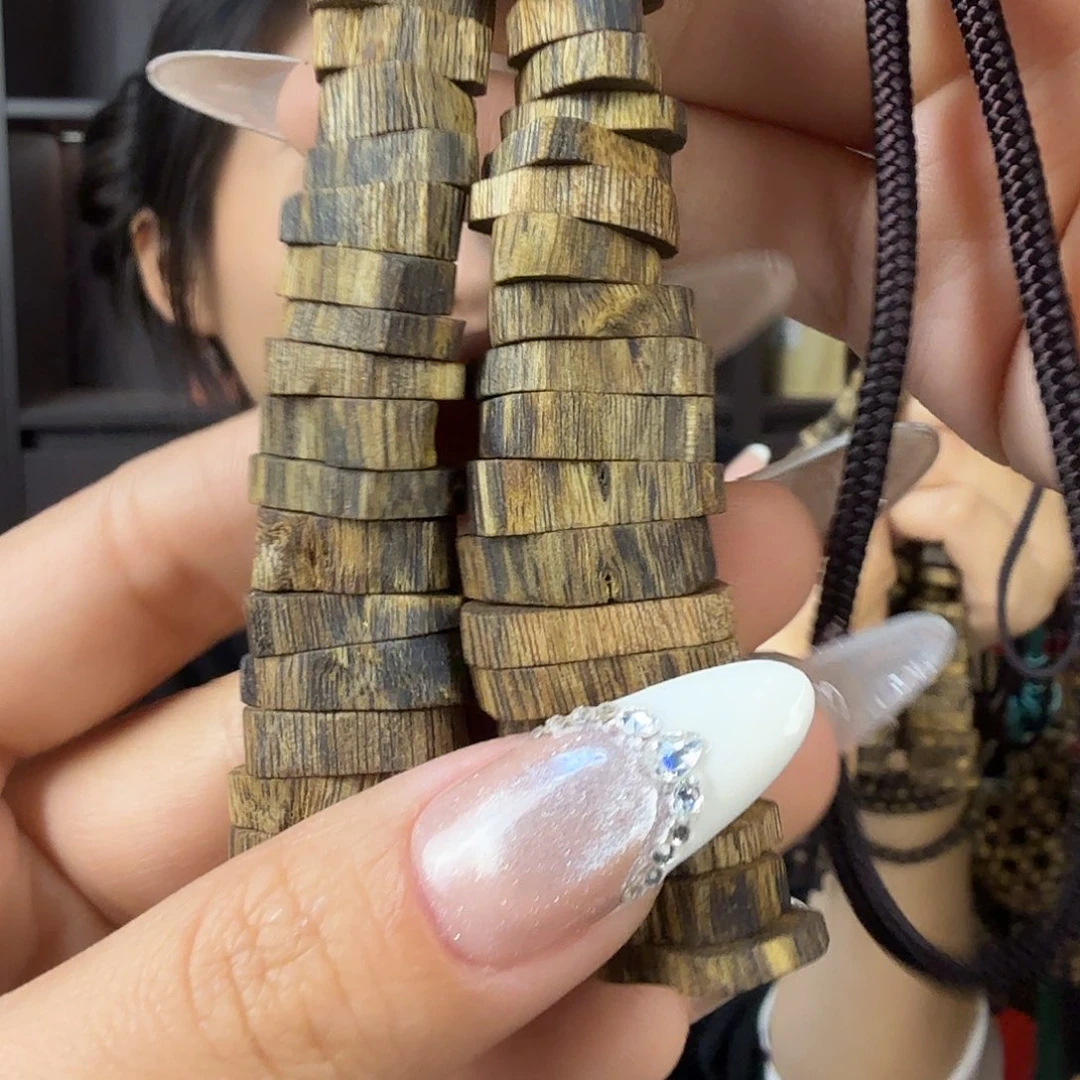 沉香碎屑沉香18g+两绳高克重