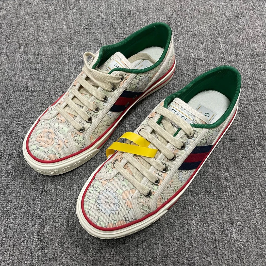 99新 GUCCI/古驰 Tennis 1977 圆头系带运动鞋  39码/5878