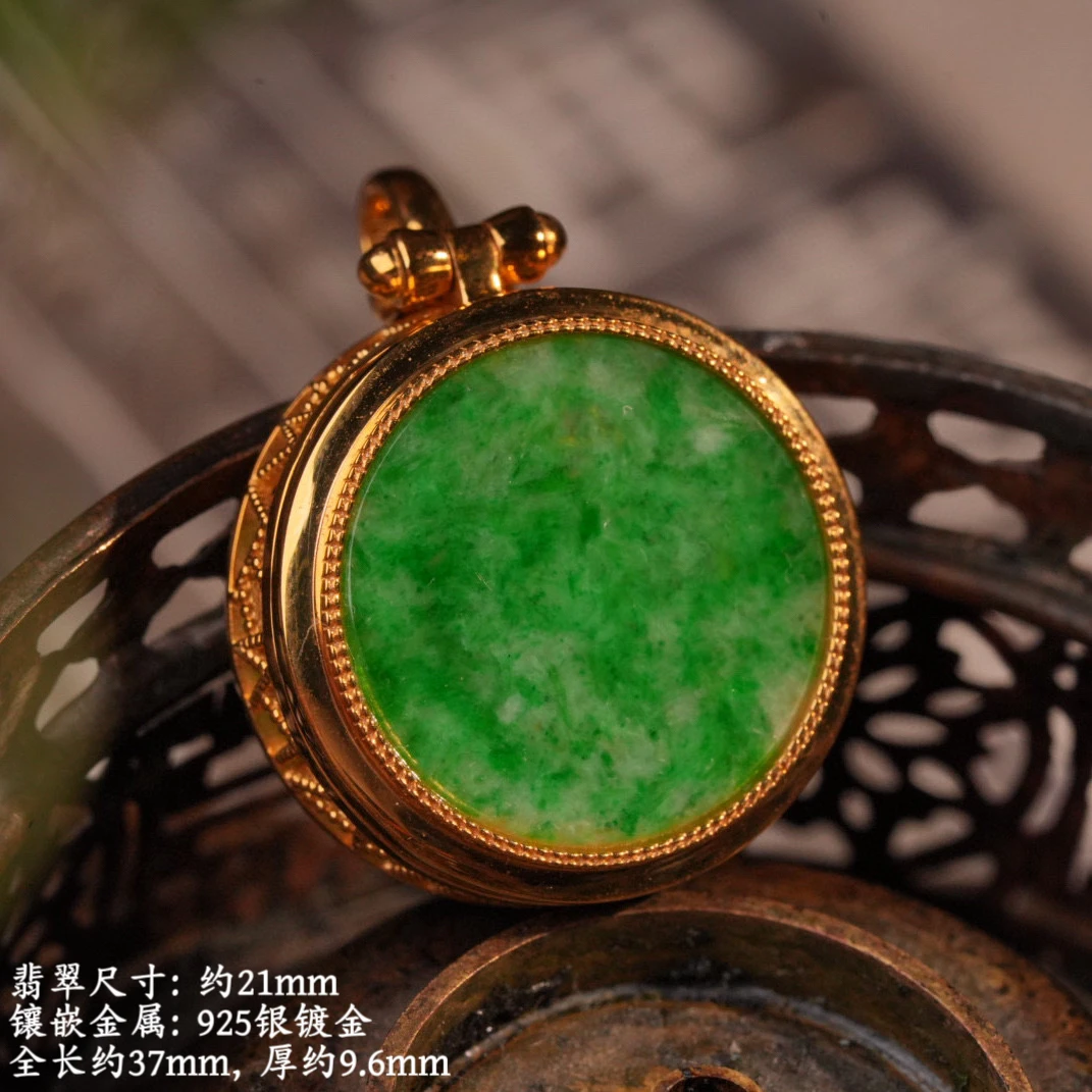 001114-9 925银錾刻蝶恋花镶嵌天然细糯满色阳绿翡翠吊坠项链