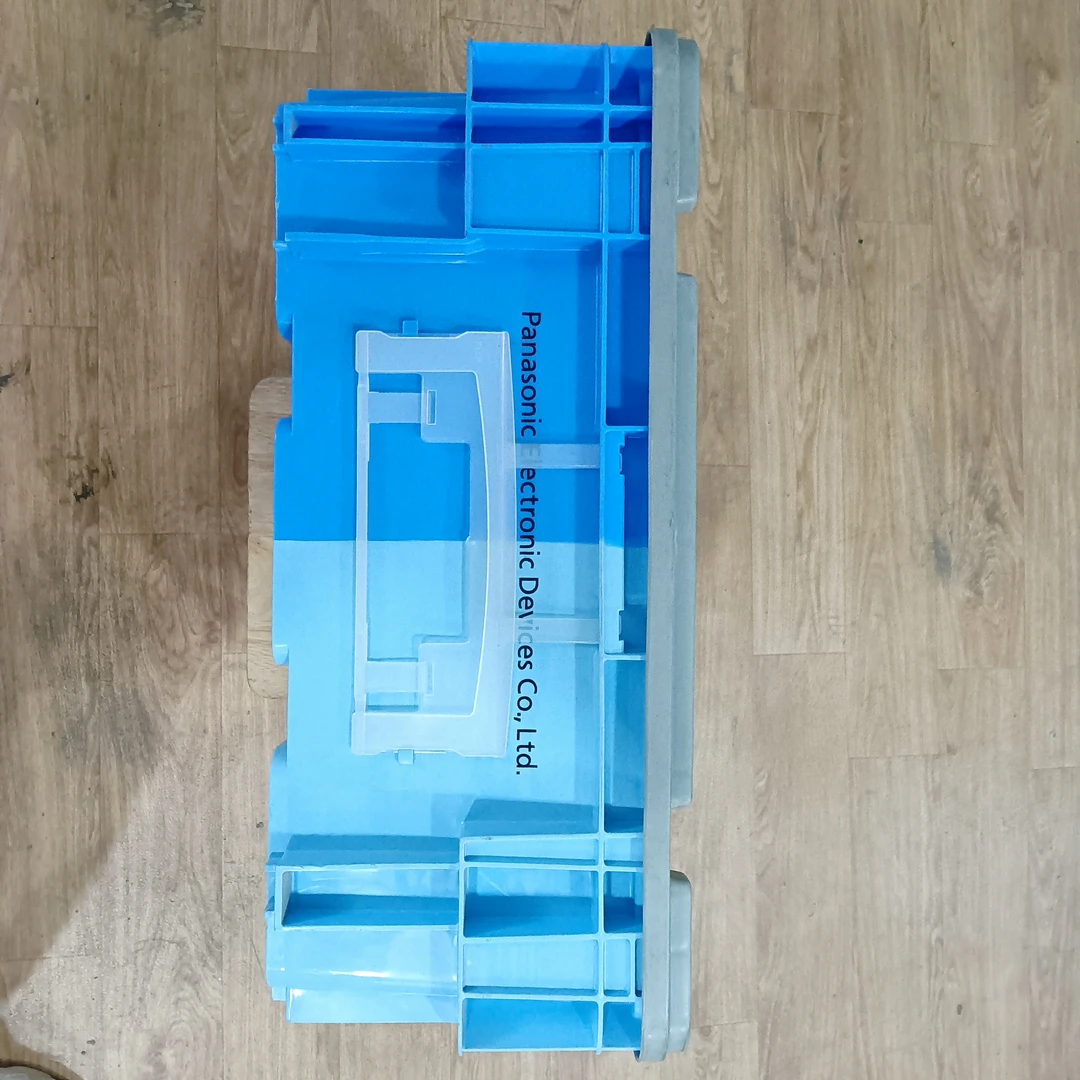 song下五金工具箱  带盖 不漏水 微瑕  尺寸：50*33.5*21cm