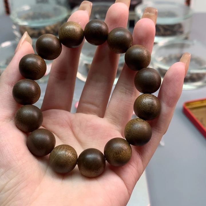 手串沉香1.4单圈绿棋