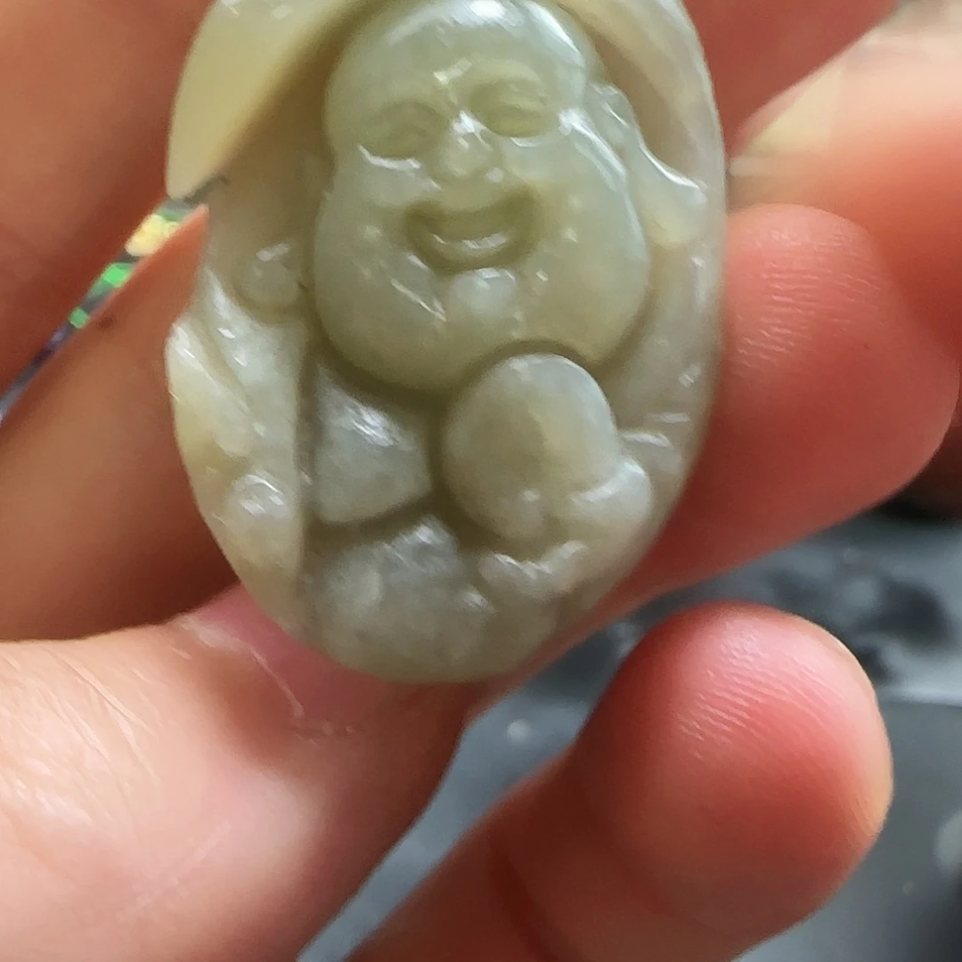 颈饰未镶嵌和田玉（糖玉）