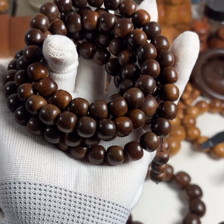 ****0檀香木1011多圈108颗老山檀黑肉奶香奶甜