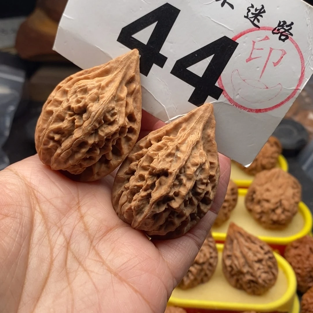 把件文玩核桃红缨枪