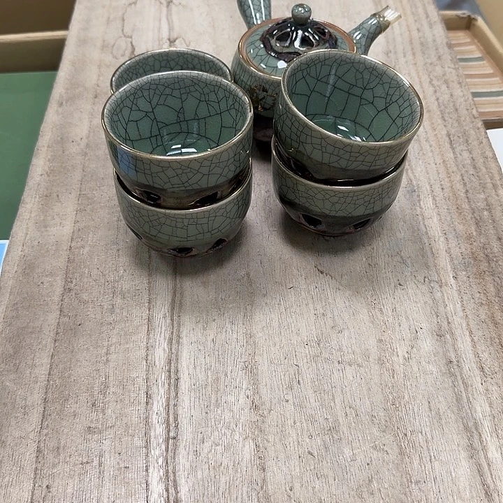 瓷片?***二噗哈哈哈哈哈哈哈哈哈哈