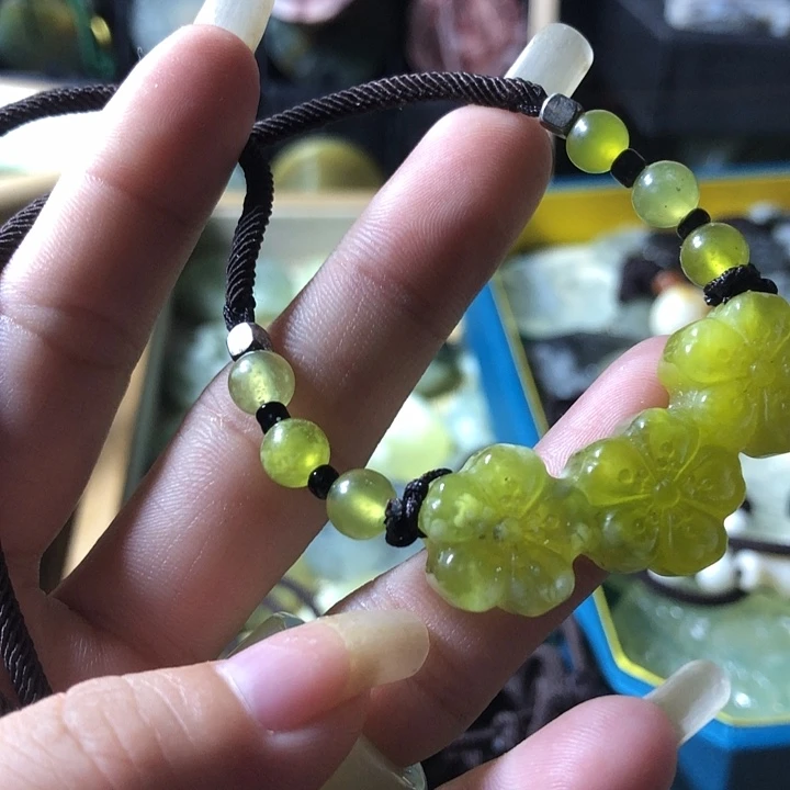 岫玉未镶嵌岫玉挂件