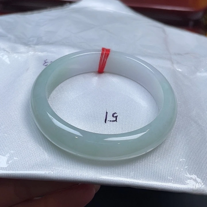 翡翠未镶嵌手镯51圈正圈