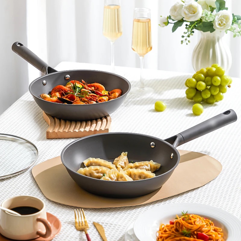 神田|绣渤意云朵锅 煎锅落栗棕 26cm(含蘑菇铲)