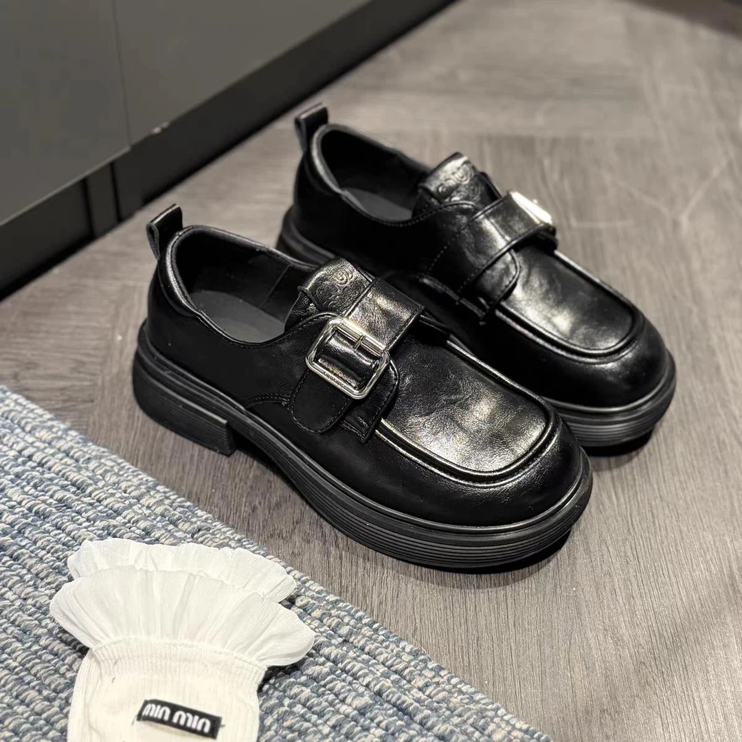 2025春季新款女鞋百搭休闲韩版防滑厚底方跟深口乐福鞋女单鞋