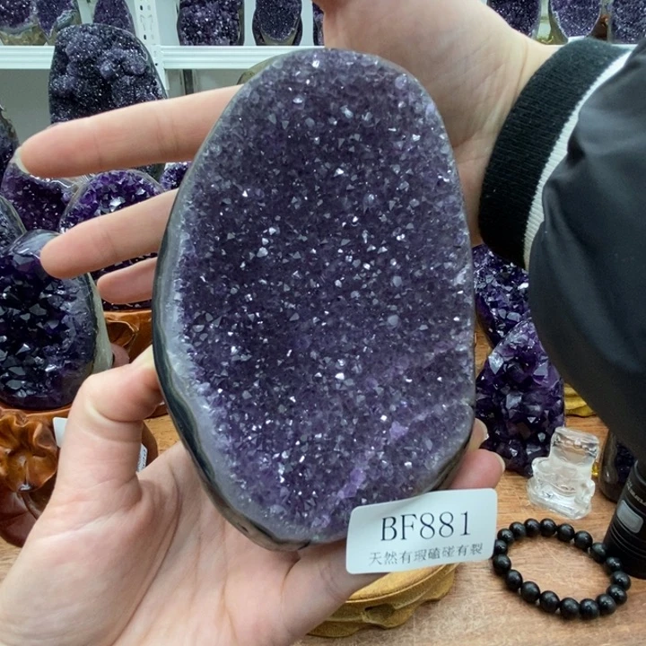 紫晶大型摆件（非配饰）未镶嵌