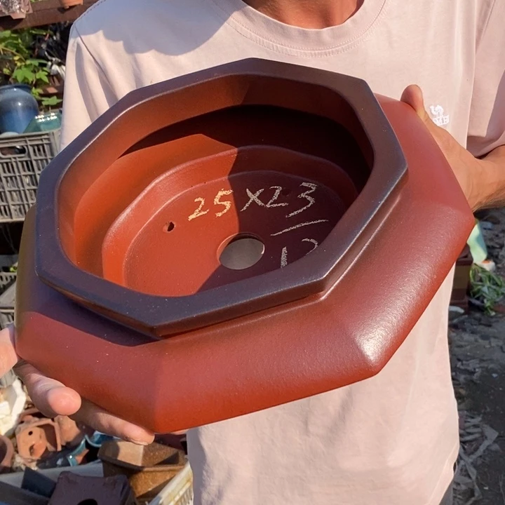 花盆紫砂紫砂艺术学院的学生