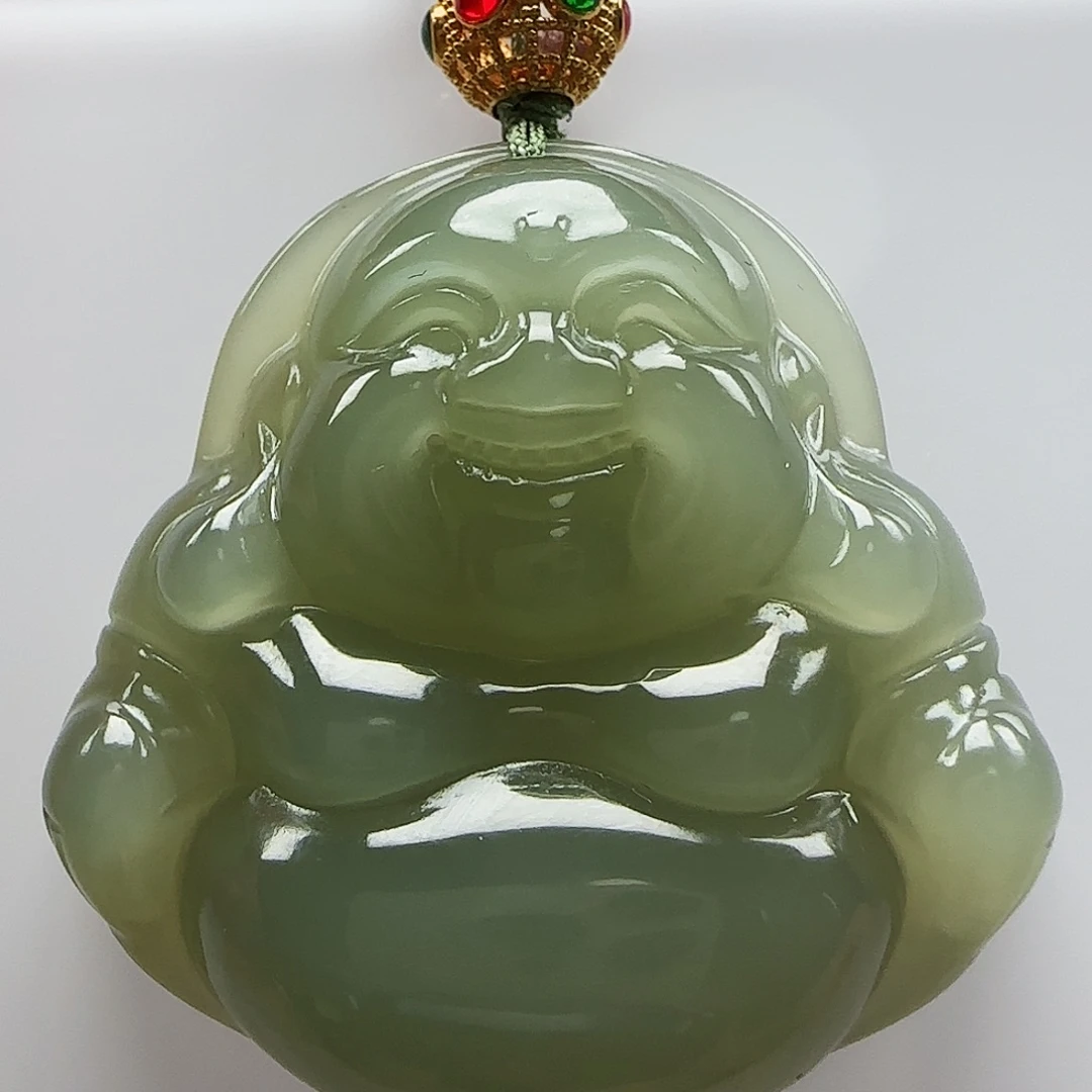 和田玉颈饰足金镶嵌