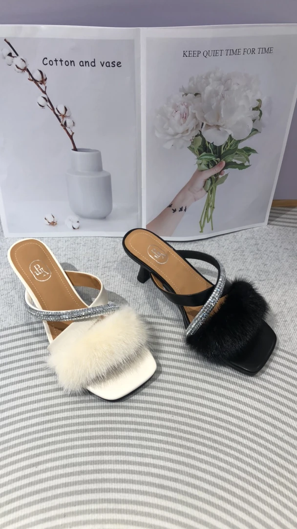 逸1916-2外穿高级感增高一字带凉拖鞋女时尚高跟拖鞋2025年夏季