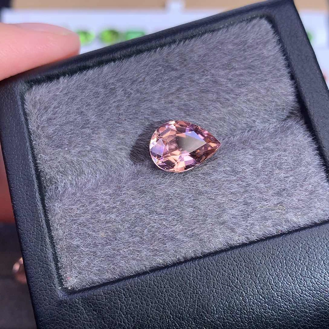 碧玺珠宝奇石未镶嵌3.29ct