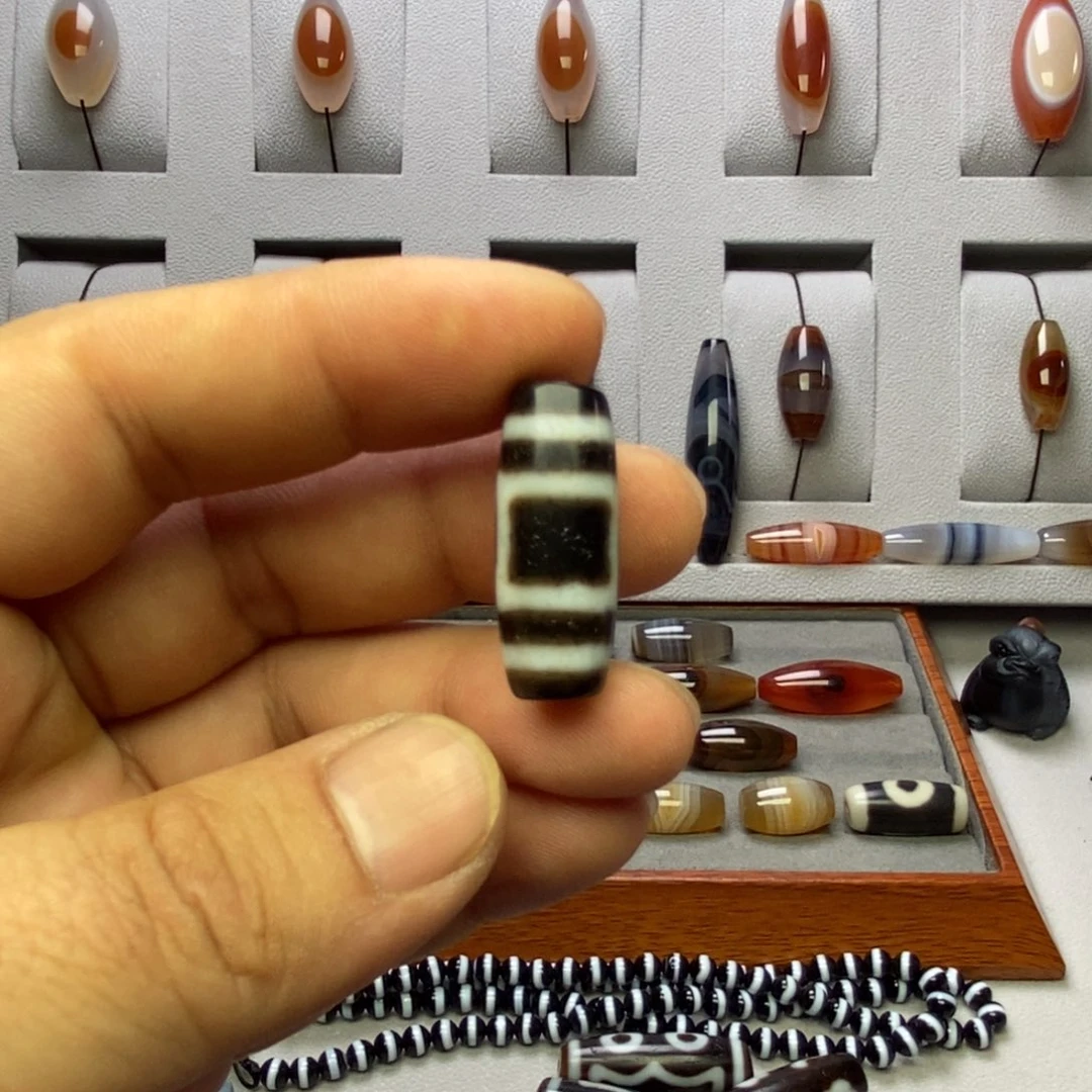 这***胖玛瑙/玉髓未镶嵌颈饰