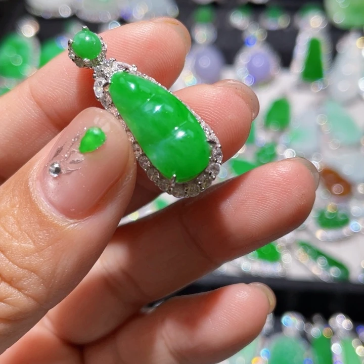 中***娘翡翠银S925镶嵌颈饰