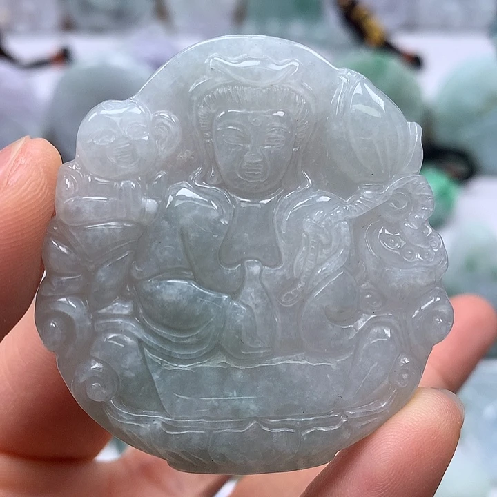 翡翠未镶嵌颈饰观音福利