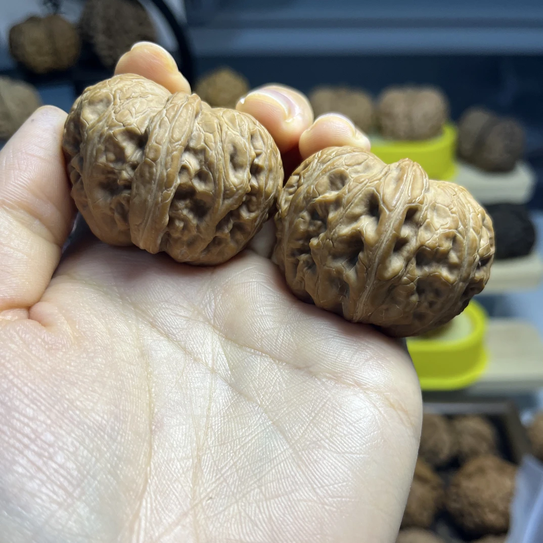 平谷元宝文玩核桃